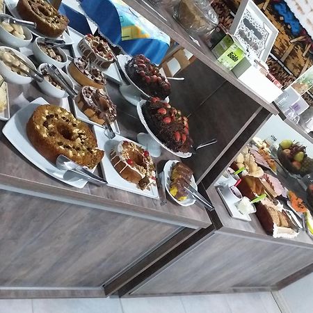 Pousada Encosta Do Vale กรามาโด ภายนอก รูปภาพ